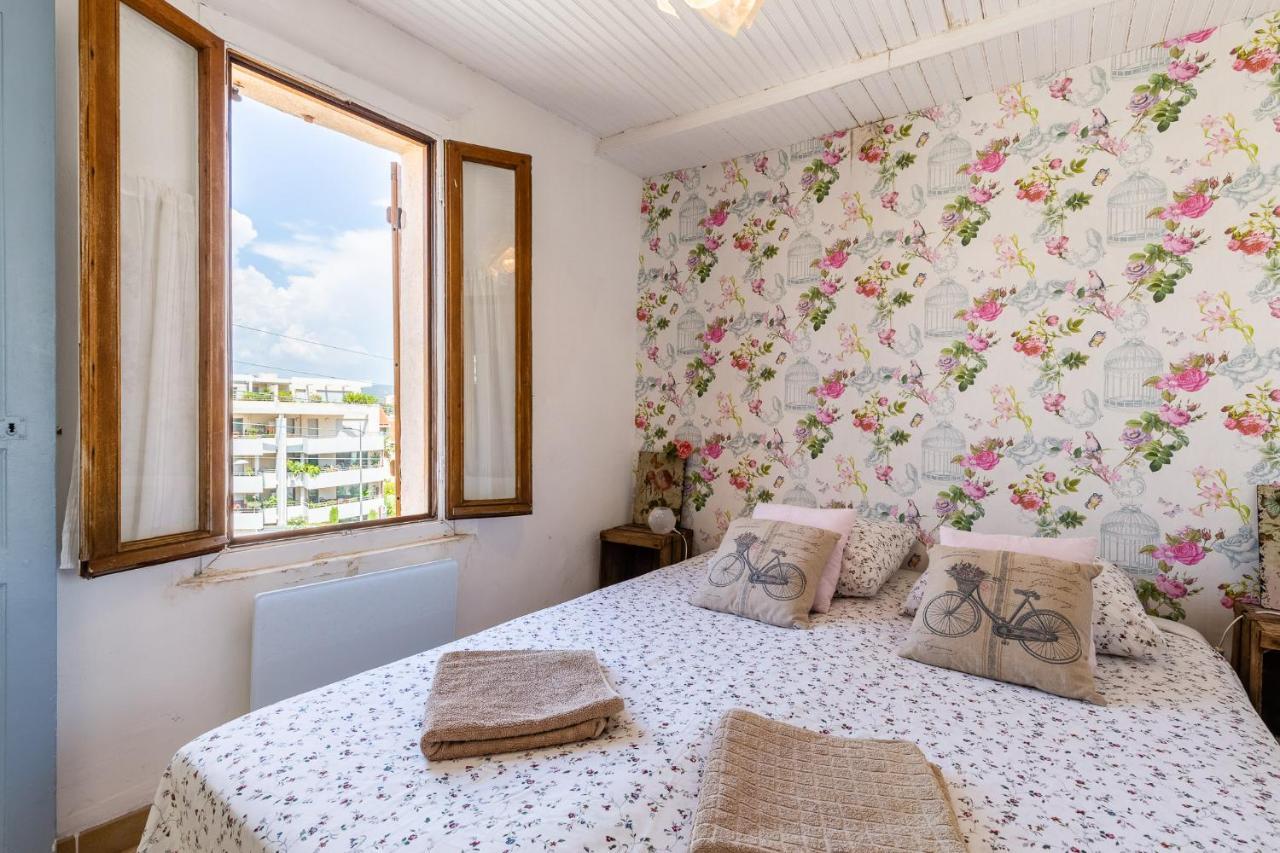 The Crew House La Ciotat - Maison De Pecheur En Triplex 3 Chambres Et Box Privatif Au Dessus Du Vieux Port Esterno foto